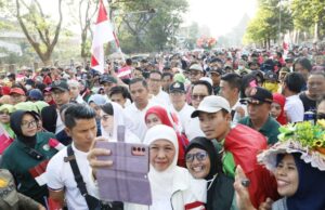 48 Ribu Masyarakat Jatim Meriahkan Jalan Sehat 1 Muharram 1445 H, Gubernur Khofifah Anggap Sebagai Momentum Penguat Persaudaraan dan Persatuan