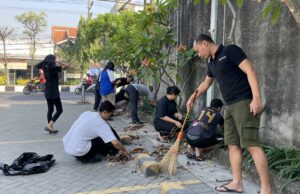 Bersemangat Menjaga Lingkungan Bersih dan Sehat, favehotel Sidoarjo Gelar Kegiatan General Cleaning Bersemangat Menjaga Lingkungan Bersih dan Sehat, favehotel Sidoarjo Gelar Kegiatan General Cleaning