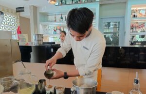 Crown Prince Tantang Awak Media Membuat 3D Latte Art