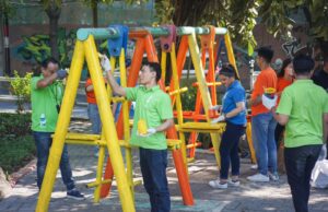 Memperingati Hari Bersih-bersih Se-Dunia, Ascott Indonesia Regional Jawa Timur Menggelar Aksi Bersih-bersih Taman Prestasi Surabaya