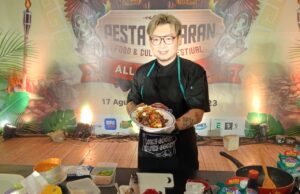 Kecap Sedaap Gandeng Chef Willgoz Demo Masak di Pesta Bakaran Food & Culture Festival Chef Willgoz Demo Masak di Pesta Bakaran Food & Culture Festival