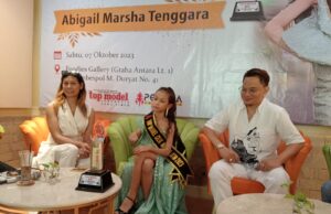 Abigail Marsha Tenggara Raih Top Model Indonesia Cilik Wanita 2023, Akan Wakili Jatim di Tingkat Nasional Abigail Marsha Tenggara Raih Top Model Indonesia Cilik Wanita 2023 Wakili Jatim di Tingkat Nasional