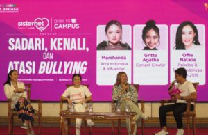 “Sisternet Goes To Campus” Ajak Mahasiswi Universitas Tanjungpura Atasi Bullying “Sisternet Goes To Campus” Ajak Mahasiswi Universitas Tanjungpura Atasi Bullying