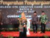 Terima Dua Penghargaan MURI Sekaligus Saat Tutup GCC Batch-4, Gubernur Khofifah Tunjuk itu Bukti Keseriusan Pemprov Jatim Tingkatkan Kualitas Pendidikan Terima Dua Penghargaan MURI Sekaligus Saat Tutup GCC Batch-4, Gubernur Khofifah Tunjuk Bukti Keseriusan Pemprov Jatim Tingkatkan Kualitas Pendidikan