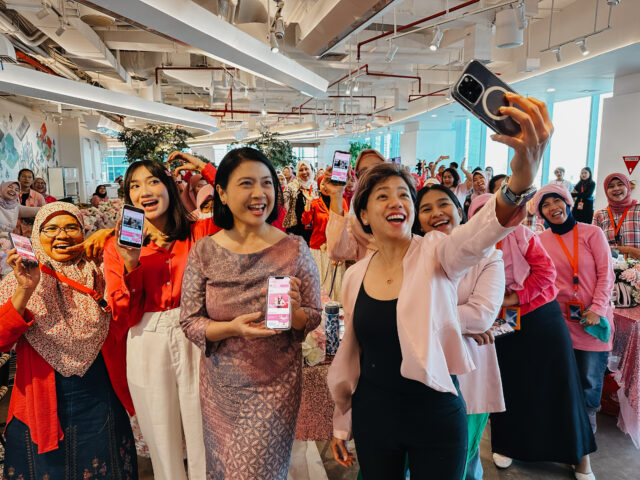 Dorong #PerempuanNaikKelas, Aplikasi Sisternet Hadirkan Beragam Fitur Baru (foto : ist) Dorong #PerempuanNaikKelas, Aplikasi Sisternet Hadirkan Beragam Fitur Baru (foto : ist)