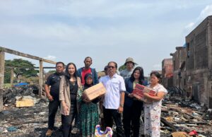 Vasa Hotel Surabaya dan AWS Salurkan Bantuan bagi Korban Kebakaran di Jepara Vasa Hotel Surabaya dan AWS Salurkan Bantuan bagi Korban Kebakaran di Jepara (foto : ist)