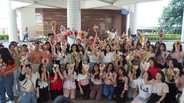 PCU Gelar Flower Arrangement Workshop, Ajak Menyambut Hari Kasih Sayang Lewat Bunga (foto : ist)