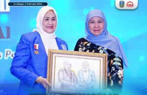 Terima Penghargaan Tokoh Wanita Inspiratif, Gubernur Khofifah Sebut Perempuan Jawa Timur Hebat dan Beri Kontribusi di Berbagai Bidang Terima Penghargaan Tokoh Wanita Inspiratif, Gubernur Khofifah Sebut Perempuan Jawa Timur Hebat dan Beri Kontribusi di Berbagai Bidang (foto : ist)