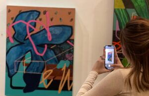 Artotel TS Suites Surabaya Berkolaborasi Dengan Seniman Lokal Asal Jogja Untuk Mencoba Memungut ”INGATAN” Kehidupan Melalui Seni Artotel TS Suites Surabaya Berkolaborasi Dengan Seniman Lokal Asal Jogja Untuk Mencoba Memungut ”INGATAN” Kehidupan Melalui Seni (foto : ist)