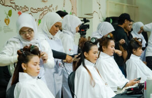 Putri Hair Choice, brand hair care milik ParagonCorp, Gelar Pelatihan Hair Do Profesional bagi 20 MUA Tuli di Jakarta Putri Hair Choice, brand hair care milik ParagonCorp, Gelar Pelatihan Hair Do Profesional bagi 20 MUA Tuli di Jakarta