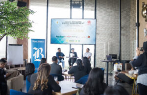 Himpunan Humas Hotel Surabaya Gelar Diskusi Dengan Tema Belajar Memainkan Drama Dalam Menangani “Crisis Management” Himpunan Humas Hotel Surabaya Gelar Diskusi Dengan Tema Belajar Memainkan Drama Dalam Menangani “Crisis Management” (foto : ist)