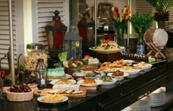 Serunya Buka Puasa dari Lantai 21 dengan Pemandangan Sunset di Java Paragon Hotel Serunya Buka Puasa dari Lantai 21 dengan Pemandangan Sunset di Java Paragon Hotel (foto : ist)