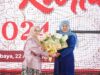 Terima Penghargaan Perempuan Inspiratif dari Menteri PPPA, Khofifah Ajak Perempuan Jadi Juru Damai Terima Penghargaan Perempuan Inspiratif dari Menteri PPPA, Khofifah Ajak Perempuan Jadi Juru Damai