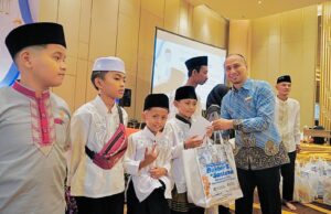 Grand Mercure Malang Mirama Gandeng Ikawiga & BRI Peduli Kembali Gelar Buka Puasa Bersama 1.000 Anak Yatim, Kaum Dhuafa dan Pekerja Sosial Grand Mercure Malang Mirama Gandeng Ikawiga & BRI Peduli Kembali Gelar Buka Puasa Bersama 1.000 Anak Yatim, Kaum Dhuafa dan Pekerja Sosial