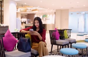 Spesial HUT Surabaya, Palm Park Hotel & Convention Surabaya Hadirkan May-Morable Stay & Bebek Goreng Saus Telur Asin Sambal Kecombrang Spesial HUT Surabaya, Palm Park Hotel & Convention Surabaya Hadirkan May-Morable Stay & Bebek Goreng Saus Telur Asin Sambal Kecombrang (foto : ist)