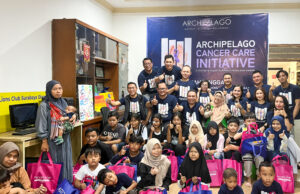 Archipelago International Berbagi Kebahagiaan Bersama Yayasan Peduli Kanker Anak Indonesia Surabaya Archipelago International Berbagi Kebahagiaan Bersama Yayasan Peduli Kanker Anak Indonesia Surabaya (foto : ist)