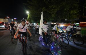 Meriah! 800 Peserta Gowes City Night Menyusuri Keindahan Kota Madiun Meriah! 800 Peserta Gowes City Night Menyusuri Keindahan Kota Madiun (foto : ist)