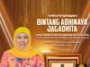 Terima Penghargaan Bintang Abhinaya Jagadhita di Bidang Koperasi, Khofifah: Saya Dedikasikan Kepada Masyarakat Jatim Terima Penghargaan Bintang Abhinaya Jagadhita di Bidang Koperasi, Khofifah: Saya Dedikasikan Kepada Masyarakat Jatim (foto : ist)