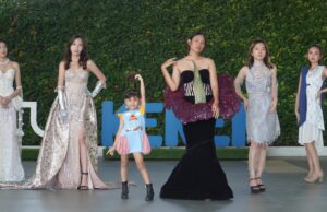 Bertema Evolve, Innofashion Show 2024 Suguhkan Transformasi Mode Karya Mahasiswa Bertema Evolve, Innofashion Show 2024 Suguhkan Transformasi Mode Karya Mahasiswa (foto : ist)