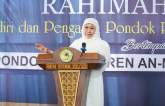 Khofifah Berbagi Cerita Lakukan Puasa dan Sedekah Bersama Kepala OPD Untuk Jatim Berkah Khofifah Berbagi Cerita Lakukan Puasa dan Sedekah Bersama Kepala OPD Untuk Jatim Berkah (foto : ist)