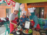 Edukasi Memasak Bersama Chef Aston Mojokerto Edukasi Memasak Bersama Chef Aston Mojokerto (foto : ist)