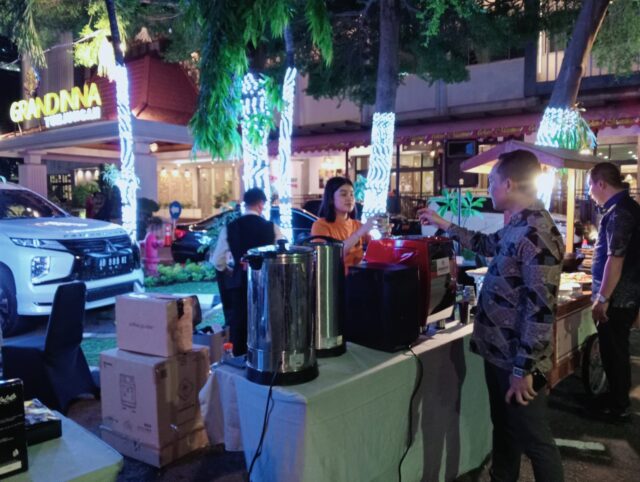 East Java Coffee Night II Dukungan Untuk UMKM di Hari Kopi Sedunia (foto : ist) East Java Coffee Night II Dukungan Untuk UMKM di Hari Kopi Sedunia (foto : ist)