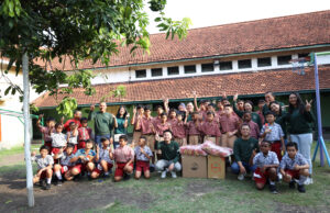 Rayakan Ulang Tahun Ke-8, Vasa Hotel Surabaya Berbagi Makan Bergizi Gratis Ke Panti Asuhan dan Liponsos Rayakan Ulang Tahun Ke-8, Vasa Hotel Surabaya Berbagi Makan Bergizi Gratis Ke Panti Asuhan dan Liponsos (foto : ist)
