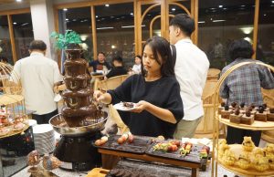 Kemeriahan Pergantian Tahun Bertajuk “Masquerade New Year Party Aston Mojokerto” Kemeriahan Pergantian Tahun Bertajuk “Masquerade New Year Party Aston Mojokerto" (foto : ist)