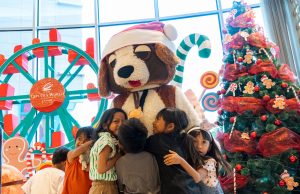 Hotel Ciputra World Surabaya Ajak Anak-anak Panti Asuhan Kasih Agape Rayakan Natal Hotel Ciputra World Surabaya Ajak Anak-anak Panti Asuhan Kasih Agape Rayakan Natal (foto : ist)