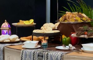 IFTAR 2025 Surabaya Suites Hotel : Menelusuri Jalur Rempah, Merayakan Kekayaan Citarasa Nusantara IFTAR 2025 Surabaya Suites Hotel: Menelusuri Jalur Rempah, Merayakan Kekayaan Citarasa Nusantara (foto : ist)