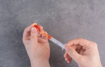 Home Care Suntik Vitamin C di Surabaya Home Care Suntik Vitamin C di Surabaya (foto : ist)