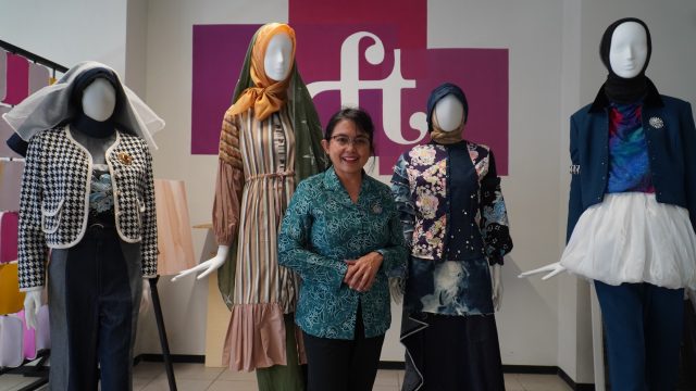 Rahasia Tampil Stylish Lebaran Tanpa Beli Baju Baru! Dijamin Pangling (foto : ist) Rahasia Tampil Stylish Lebaran Tanpa Beli Baju Baru! Dijamin Pangling (foto : ist)