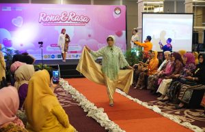 Peringati Hari Kartini 2025, Wyndham Surabaya Gelar “Rona & Rasa” Kolaborasi Gaya dan Rasa dalam Semangat Pemberdayaan Perempuan Peringati Hari Kartini 2025, Wyndham Surabaya Gelar “Rona & Rasa” Kolaborasi Gaya dan Rasa dalam Semangat Pemberdayaan Perempuan (foto : ist)