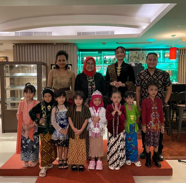 Kartini Next Gen "Kids Fashion Show" di The Alana Surabaya (foto : ist)