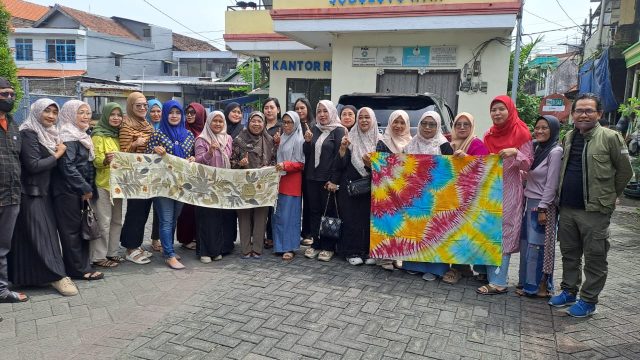ISIK Lakukan Kunjungan ke Warga Jogoloyo Gunungsari Surabaya (dokpri)