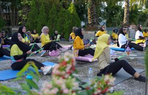 Ratusan Stick ‘Pound Fit’ Ramaikan Perayaan Hari Kesehatan Dunia 2025 di Kota Madiun Ratusan Stick ‘Pound Fit’ Ramaikan Perayaan Hari Kesehatan Dunia 2025 di Kota Madiun (foto : ist)