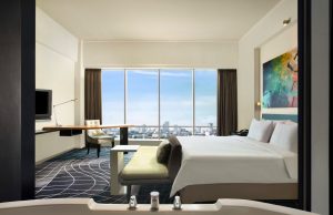 ARTOTEL TS Suites Surabaya Jadi Favorit Staycation Lebaran 2025 ARTOTEL TS Suites Surabaya Jadi Favorit Staycation Lebaran 2025 (foto : ist)