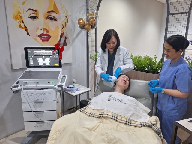 Profira Luncurkan Perawatan Ultherapy Prime, Revolusi Pengencangan Kulit Terbaru di Surabaya (foto : ist) Profira Luncurkan Perawatan Ultherapy Prime, Revolusi Pengencangan Kulit Terbaru di Surabaya (foto : ist)