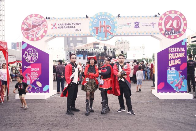 “Jack Marrow” Bagian Dari Lamora Kota Lama Surabaya Dalam Memeriahkan Hari Jadi Kota Surabaya di Festival Rujak Uleg 2025 (foto : ist)