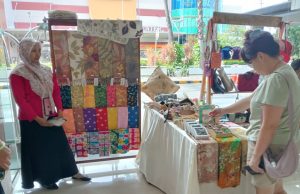 Ascott Waterplace Gelar Pasar Sabtu Bertema Sustainable Life, Komitmen Dukung Pengembangan UMKM Ascott Waterplace Gelar Pasar Sabtu Bertema Sustainable Life, Komitmen Dukung Pengembangan UMKM (foto : ist)