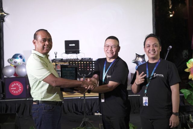 ARTOTEL TS Suites Surabaya : Perayaan Tiga Tahun Perjalanan Penuh Warna dan Apresiasi (foto : ist)