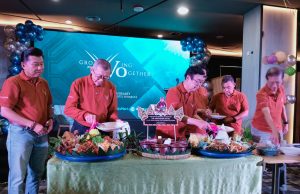 Growing Twogether : The Southern Hotel Surabaya Rayakan 2nd Anniversary dalam Suasana Pasar Malam Meriah Growing Twogether : The Southern Hotel Surabaya Rayakan 2nd Anniversary dalam Suasana Pasar Malam Meriah (foto : ist)