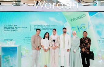 Wardah Hadirkan Aloe Cica Hydramild Facial Wash Low pH Gentle Cleanser Wardah Hadirkan Aloe Cica Hydramild Facial Wash Low pH Gentle Cleanser (foto : ist)