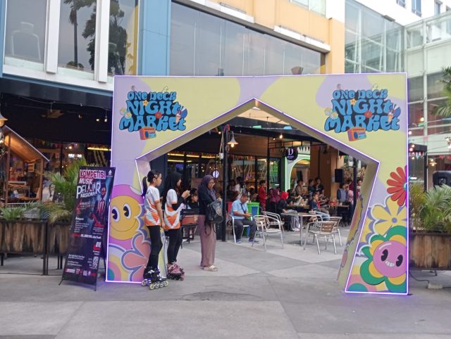 One Deck Night Market : Pasar Malam Seru Khas Artotel TS Suites Surabaya Sambut Agustusan (dokpri)