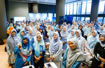 ParagonCorp Resmi Luncurkan Wardah Inspiring Teacher Generasi 8 di Momentum Hari Guru Nasional