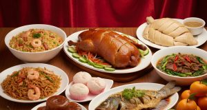 Swiss-Belinn Manyar Surabaya Hadirkan Chinese New Year Dinner Buffet 2026 dengan Pertunjukan Barongsai