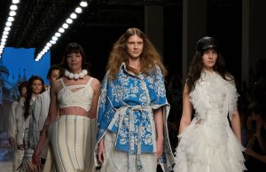 Moscow Fashion Week Terkini : Perspektif Modern dalam Reinterpretasi Kaidah Tradisional