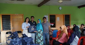 Grand Swiss-Belhotel Darmo Surabaya Realisasikan Program Buka Puasa Ramadhan Melalui Penyaluran 100 Kado Lebaran untuk Warga Surabaya