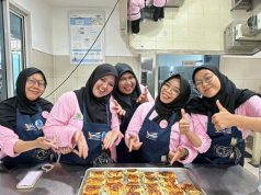 Lokamandiri Mamapreneur : Pupuk Kujang Bogasari Ajari Ibu-ibu Cikampek Tingkatkan Ketrampilan Tata Boga