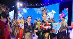 Ketua Dekranasda Jatim Arumi Bachsin Jadi Juri Bojonegoro Wastra Batik Festival 2026